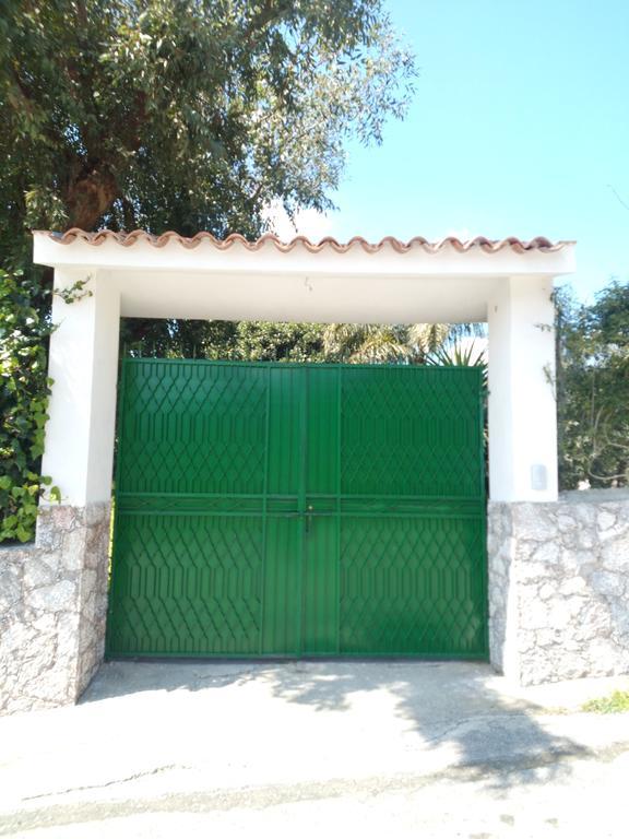 La Casa Dell'Antiquario Guest House Graniti Exterior photo