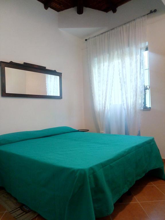 La Casa Dell'Antiquario Guest House Graniti Exterior photo