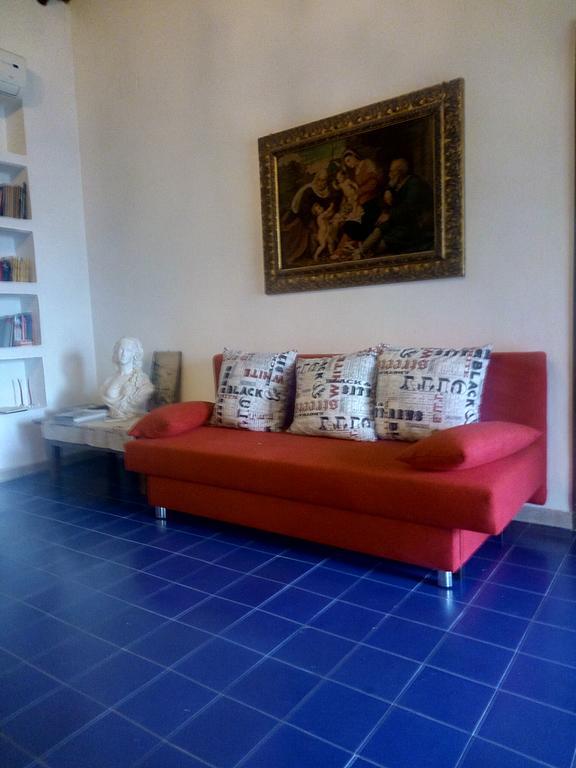 La Casa Dell'Antiquario Guest House Graniti Exterior photo