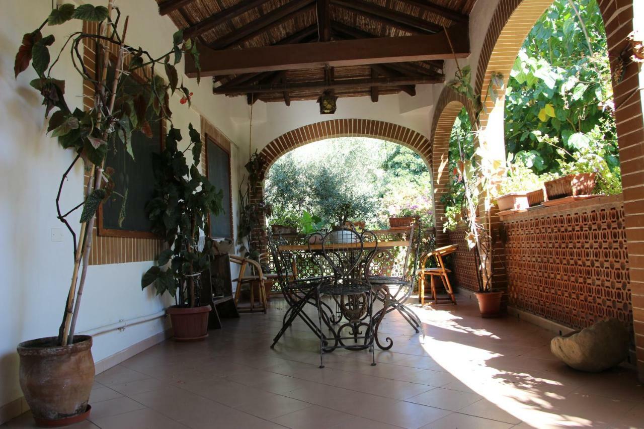 La Casa Dell'Antiquario Guest House Graniti Exterior photo